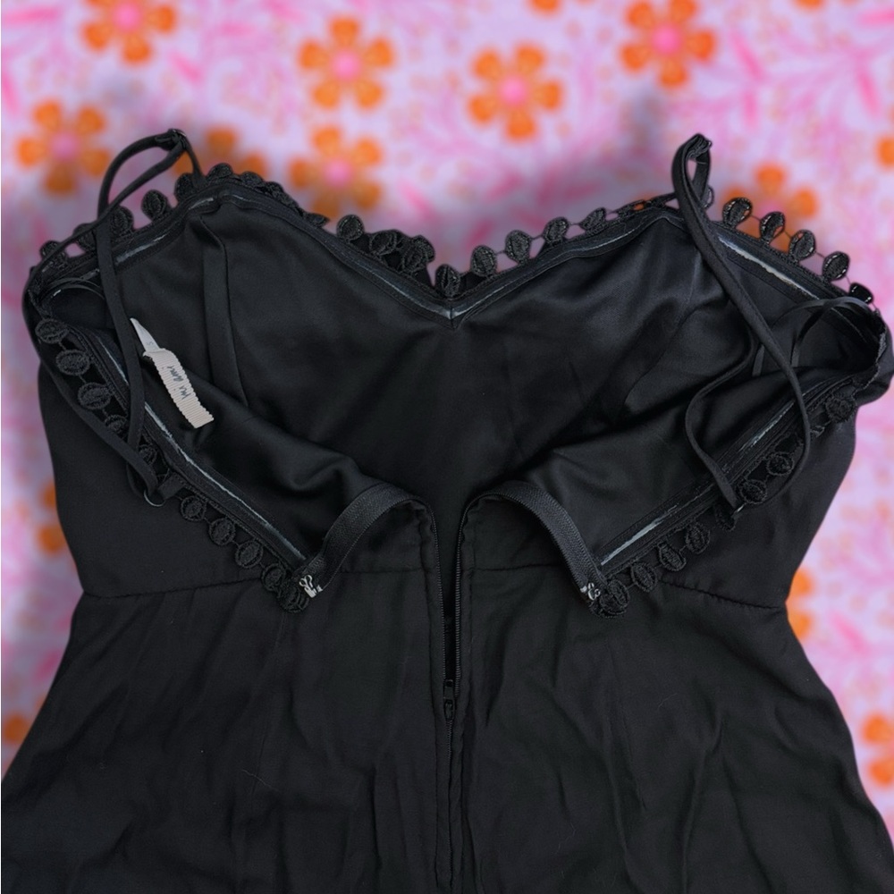 Black Pom-Pom Trim Spaghetti Strap Romper - Picture 6 of 9